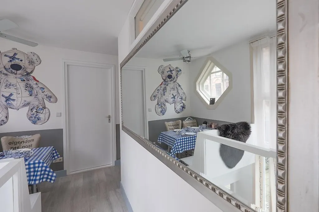 A Bed & Breakfast Flynt Amsterdam
